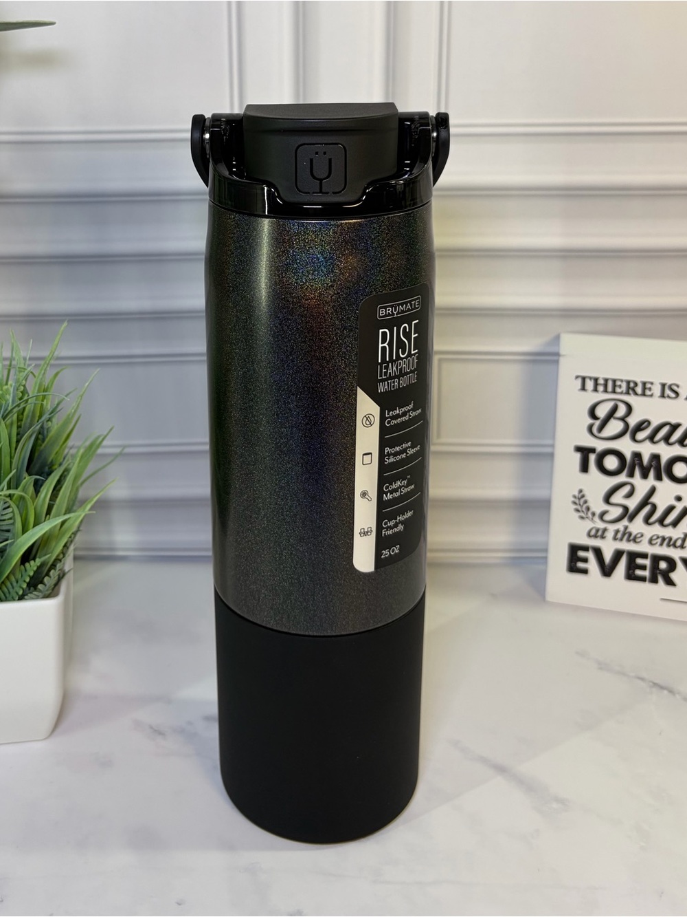 Brumate Glitter Charcoal Rise 25oz BNWT